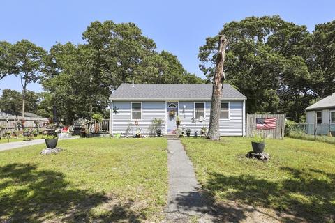 2710 Cranberry Hwy, Wareham, MA 02571 photo 1