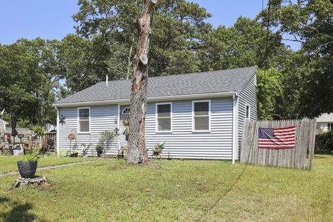 2710 Cranberry Hwy, Wareham, MA 02571 photo 3