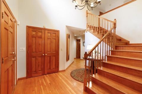 62 Whisper Dr, Worcester, MA 01609 photo 2