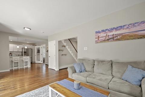17 Parker St, Maynard, MA 01754 photo 8