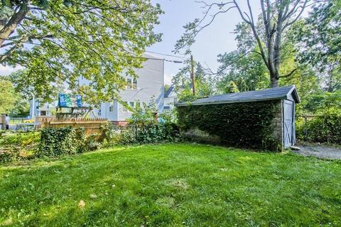 61 Euclid Ave, Springfield, MA 01108 photo 4