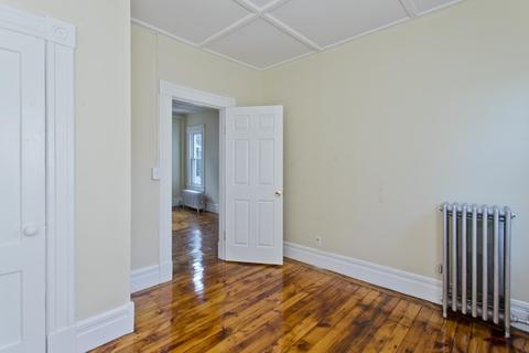 61 Euclid Ave, Springfield, MA 01108 photo 26