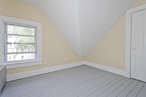 61 Euclid Ave, Springfield, MA 01108 photo 34