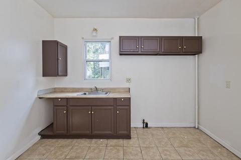 61 Euclid Ave, Springfield, MA 01108 photo 15