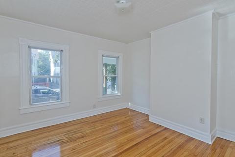 61 Euclid Ave, Springfield, MA 01108 photo 9