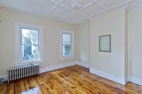 61 Euclid Ave, Springfield, MA 01108 photo 27