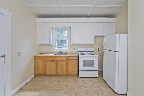 61 Euclid Ave, Springfield, MA 01108 photo 17