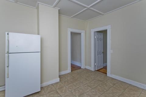 61 Euclid Ave, Springfield, MA 01108 photo 16