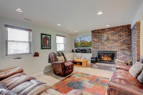 1046 Main St, Reading, MA 01867 photo 32