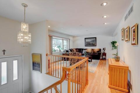 1046 Main St, Reading, MA 01867 photo 12