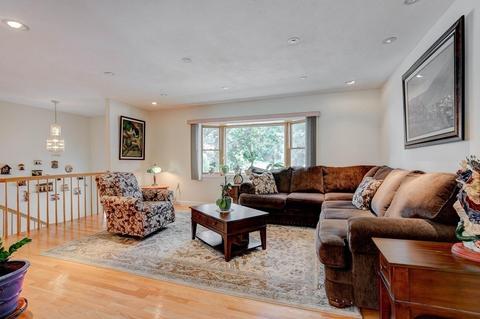 1046 Main St, Reading, MA 01867 photo 15