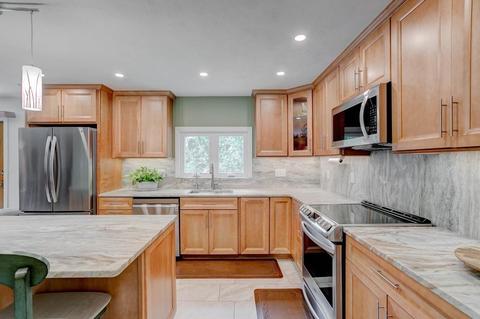 1046 Main St, Reading, MA 01867 photo 22