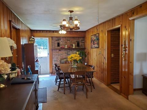 29 Raylo St, Chicopee, MA 01013 photo 4