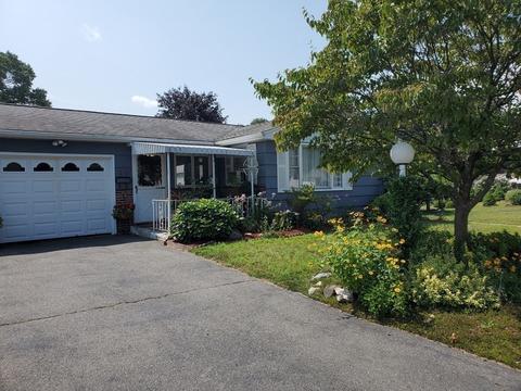 29 Raylo St, Chicopee, MA 01013 photo 3