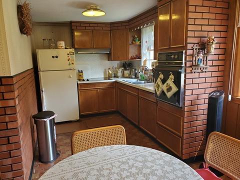 29 Raylo St, Chicopee, MA 01013 photo 15