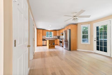 89 Jericho Rd, Pelham, NH 03076 photo 3