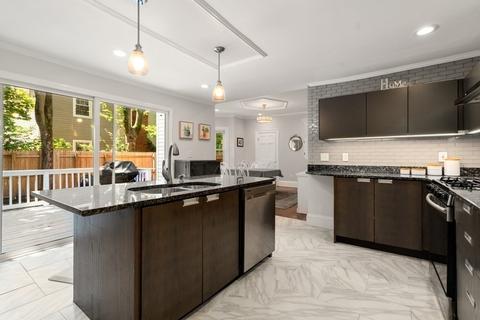72 Barrows St, Dedham, MA 02026 photo 7