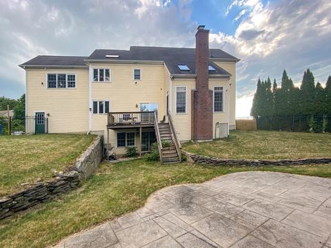 8 Juniper Rd, Upton, MA 01568 photo 2
