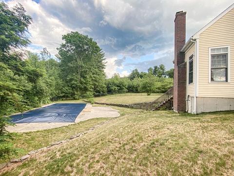 8 Juniper Rd, Upton, MA 01568 photo 3