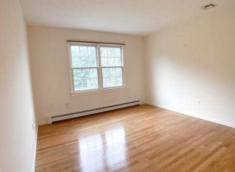 8 Juniper Rd, Upton, MA 01568 photo 17