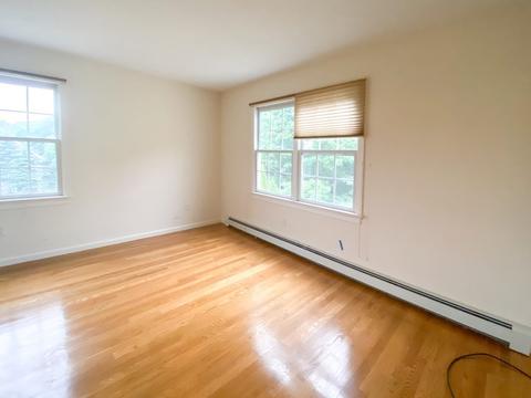 8 Juniper Rd, Upton, MA 01568 photo 16