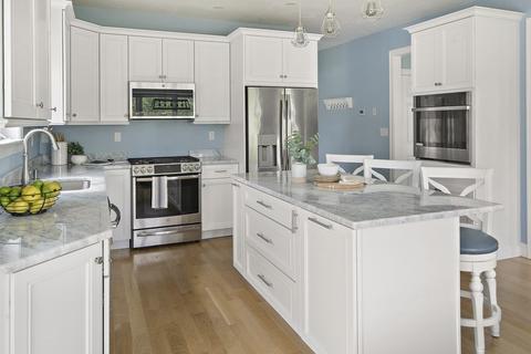 13 Spring Ave, Wakefield, MA 01880 photo 14