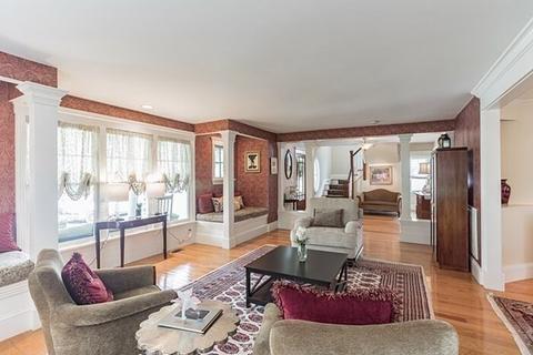 31 Gage St, Needham, MA 02492 photo 4