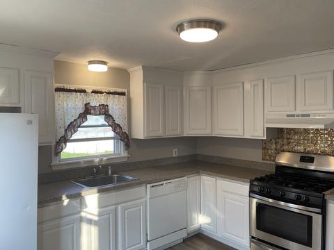 25 Eddy St, Springfield, MA 01104 photo 19