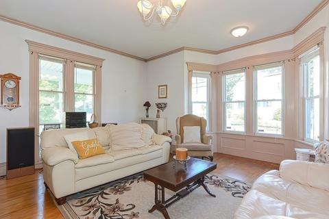 27 Whipple St, Worcester, MA 01607 photo 13