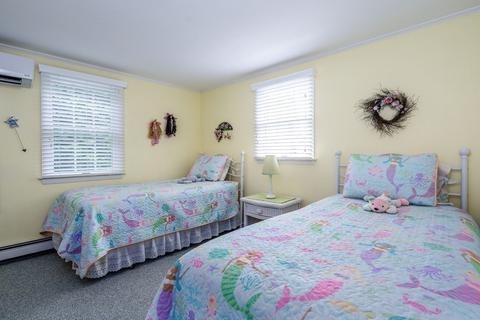 85 Surfside Rd, Dennis, MA 02670 photo 12
