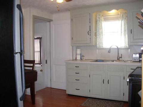69 Powell Ave, Springfield, MA 01118 photo 7