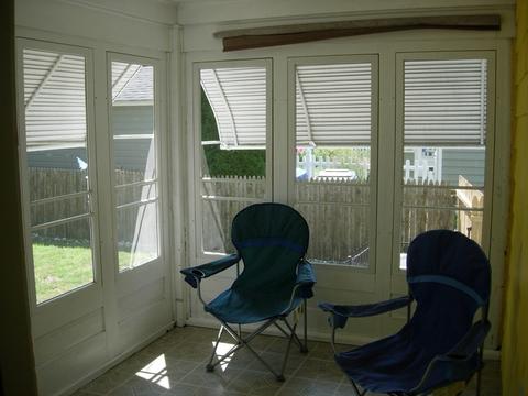 69 Powell Ave, Springfield, MA 01118 photo 17