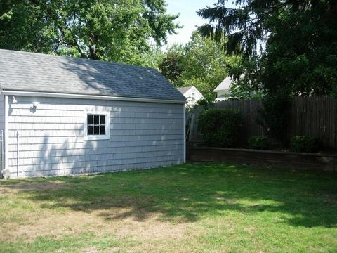 69 Powell Ave, Springfield, MA 01118 photo 22