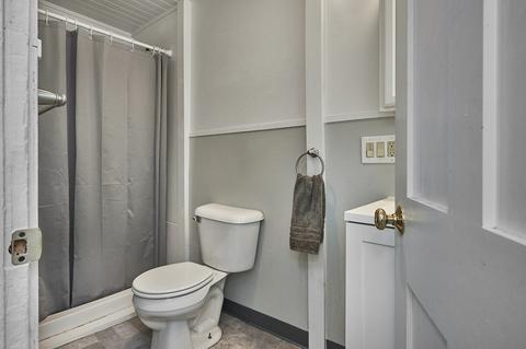 10 Orchard St, Easthampton, MA 01027 photo 15