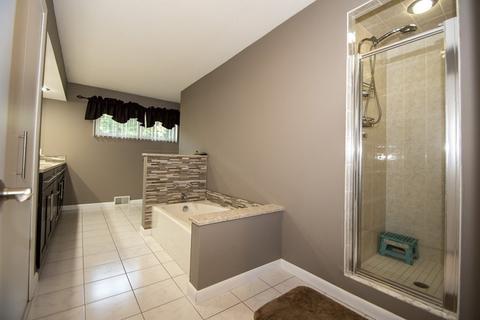 192 Mountainview St, Chicopee, MA 01020 photo 26