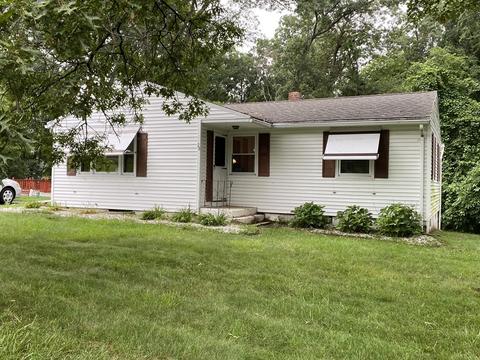 28 Hillside Dr, Springfield, MA 01118 photo 1