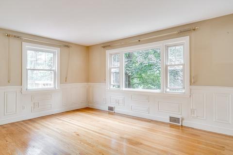 21 Assabet St, Maynard, MA 01754 photo 5
