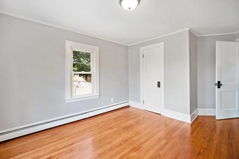 11 Eldridge St, Chicopee, MA 01013 photo 19