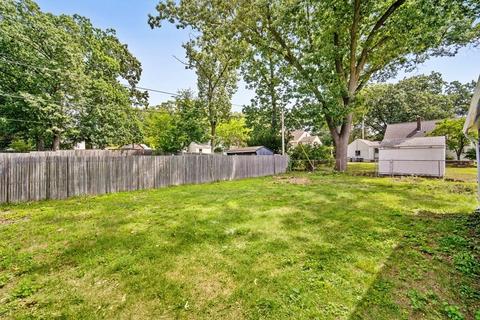 11 Eldridge St, Chicopee, MA 01013 photo 27