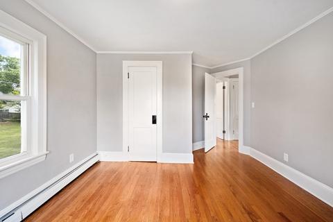 11 Eldridge St, Chicopee, MA 01013 photo 20