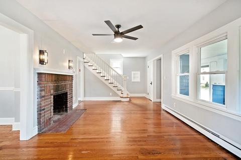11 Eldridge St, Chicopee, MA 01013 photo 9