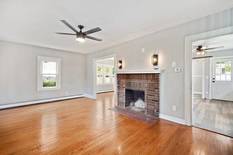 11 Eldridge St, Chicopee, MA 01013 photo 7