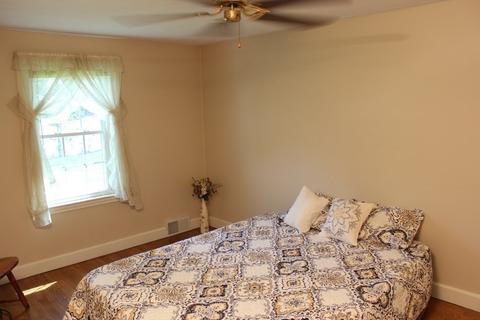 102 Worcester Rd, Webster, MA 01570 photo 7