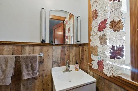 32 Main St, Upton, MA 01568 photo 7