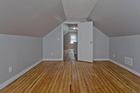 202 Davis St, Springfield, MA 01104 photo 29