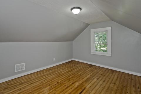 202 Davis St, Springfield, MA 01104 photo 30
