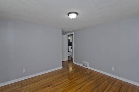 202 Davis St, Springfield, MA 01104 photo 26