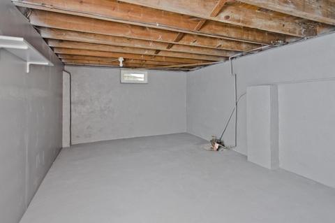 202 Davis St, Springfield, MA 01104 photo 34