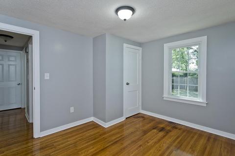 202 Davis St, Springfield, MA 01104 photo 21