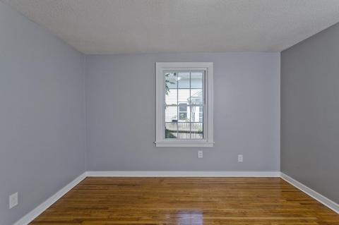 202 Davis St, Springfield, MA 01104 photo 20